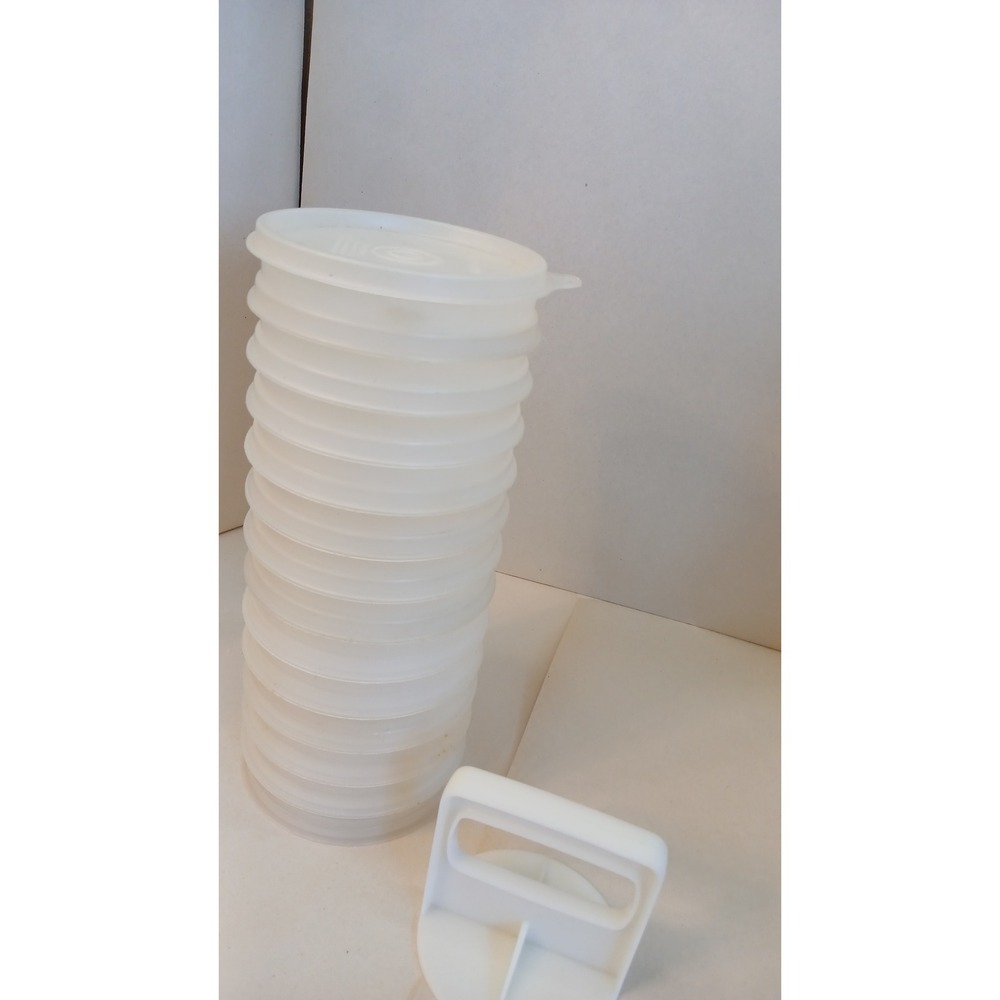 Tupperware 1/4lb Hamburger Press Keeper Set White Excellent Vintage Stackable